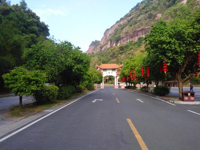 丹霞山服务区属哪个省?韶关到丹霞山打出租多少钱-图2 丹霞山服务区属哪个省?韶关到丹霞山打出租多少钱-图2