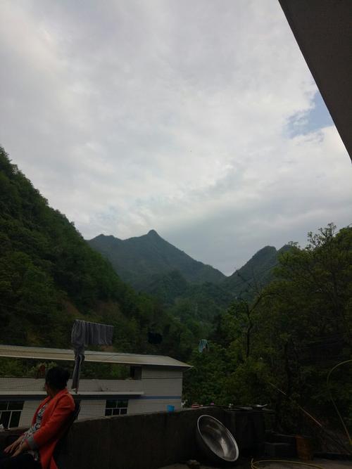城口哪里温度低避暑?重庆城口明天的温度是多少-图3 城口哪里温度低避暑?重庆城口明天的温度是多少-图3
