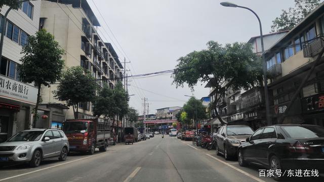 简阳哪些地方属于大成都?简阳石板凳镇多少人口-图2 简阳哪些地方属于大成都?简阳石板凳镇多少人口-图2