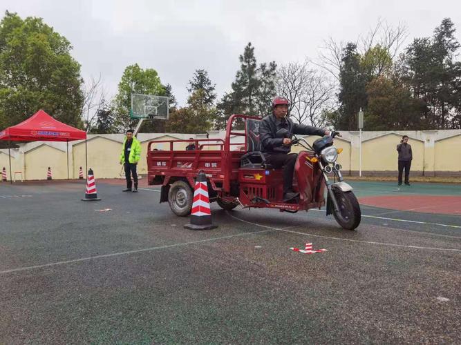甘肃平凉市内三轮摩托车能通行吗?平凉车管所摩托车驾照多少钱-图2 甘肃平凉市内三轮摩托车能通行吗?平凉车管所摩托车驾照多少钱-图2
