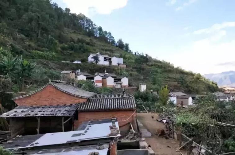 红河州响水洞是哪里?石屏异龙镇海拔多少米-图2 红河州响水洞是哪里?石屏异龙镇海拔多少米-图2