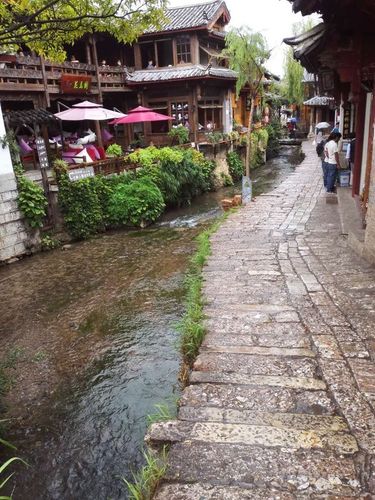 丽江什么时候是雨季?丽江七八月份多少度-图1 丽江什么时候是雨季?丽江七八月份多少度-图1