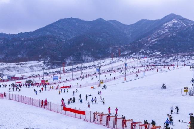 铜川去照金滑雪场怎么坐车?铜川照金滑雪多少钱-图3 铜川去照金滑雪场怎么坐车?铜川照金滑雪多少钱-图3