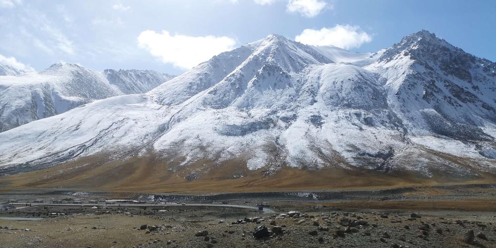 昆仑山6月份温度?昆仑山垭口温度多少-图1 昆仑山6月份温度?昆仑山垭口温度多少-图1