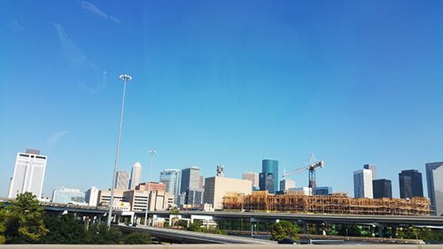 休斯顿气候好还是洛杉矶气候好?休斯顿天气冷了多少天-图1 休斯顿气候好还是洛杉矶气候好?休斯顿天气冷了多少天-图1