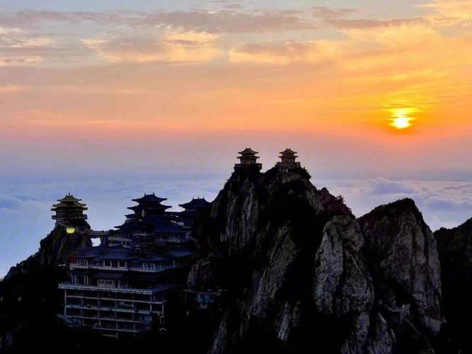 九月份老君山看日出冷吗？老君山现在的温度有多少-图1
