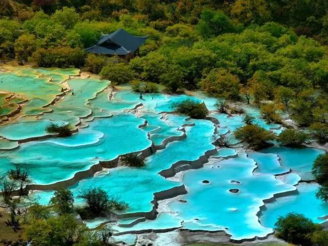 中国AAAAA级旅游景点有哪些?最美是哪些?黄龙明天多少度-图1 中国AAAAA级旅游景点有哪些?最美是哪些?黄龙明天多少度-图1