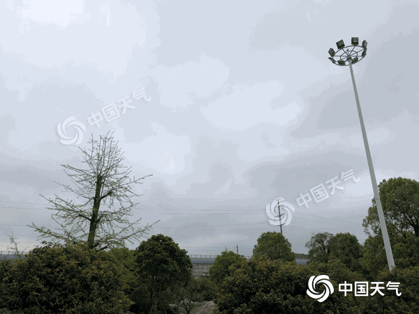 为啥浙江天空异象都是阴天?浙江省气象台有多少人-图1 为啥浙江天空异象都是阴天?浙江省气象台有多少人-图1