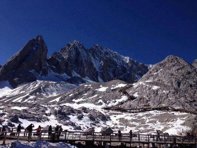 六月的玉龙雪山冷吗?6月丽江多少度-图3 六月的玉龙雪山冷吗?6月丽江多少度-图3