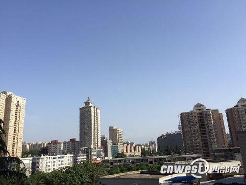 西安夏天超过35度的天数?陕西夏天最高温度达到多少度-图2 西安夏天超过35度的天数?陕西夏天最高温度达到多少度-图2