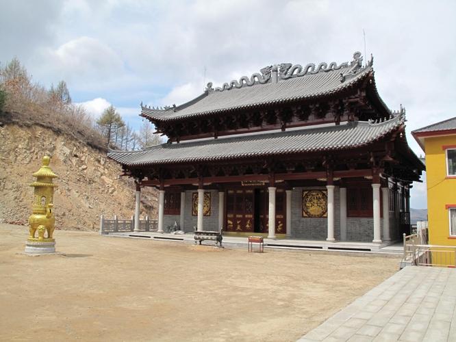 为什么说效圣寺是辽宁省现存惟一的大盤古石庙?2019年辽宁6月份天气阴晴各多少天-图1 为什么说效圣寺是辽宁省现存惟一的大盤古石庙?2019年辽宁6月份天气阴晴各多少天-图1