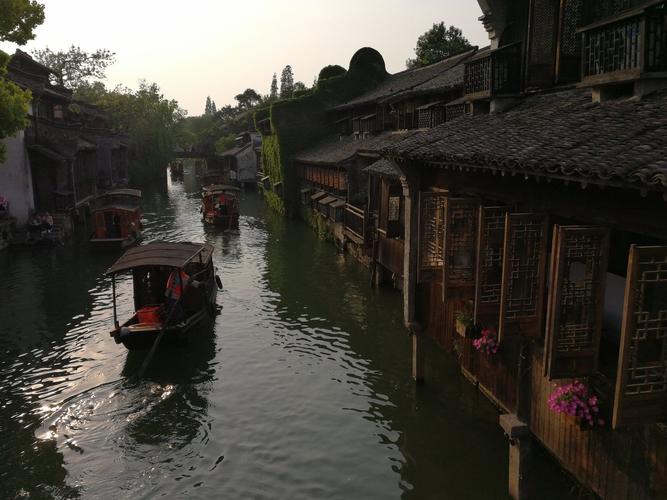 乌镇的天气热吗?浙江乌镇现在温度多少-图1 乌镇的天气热吗?浙江乌镇现在温度多少-图1