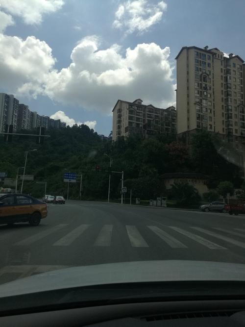 贵阳乌当区新添寨龙广路605公交车路线?新添寨到乌当偏坡多少公里-图1 贵阳乌当区新添寨龙广路605公交车路线?新添寨到乌当偏坡多少公里-图1