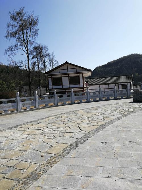 贵阳乌当区新添寨龙广路605公交车路线?新添寨到乌当偏坡多少公里-图3 贵阳乌当区新添寨龙广路605公交车路线?新添寨到乌当偏坡多少公里-图3