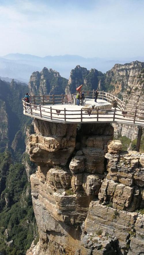 白石山游玩需要多长时间?白石山10月份多少度-图1 白石山游玩需要多长时间?白石山10月份多少度-图1
