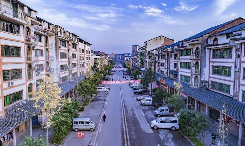 达州市人口大镇有几个?大竹石河镇多少公里-图1 达州市人口大镇有几个?大竹石河镇多少公里-图1