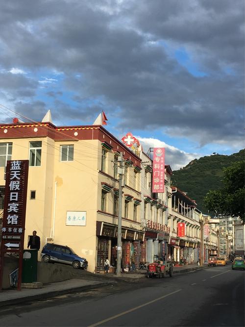 马尔康3月还冷吗?马尔康夏天多少度-图2 马尔康3月还冷吗?马尔康夏天多少度-图2