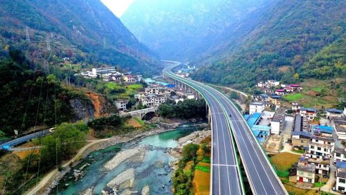 西康高速沿途景点?岚皋到花里多少公里-图2 西康高速沿途景点?岚皋到花里多少公里-图2