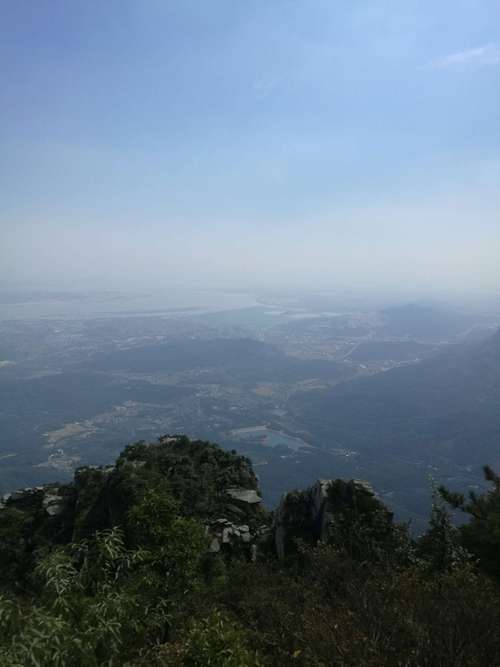 为什么山顶反而温度低?庐山今天气压多少-图1 为什么山顶反而温度低?庐山今天气压多少-图1