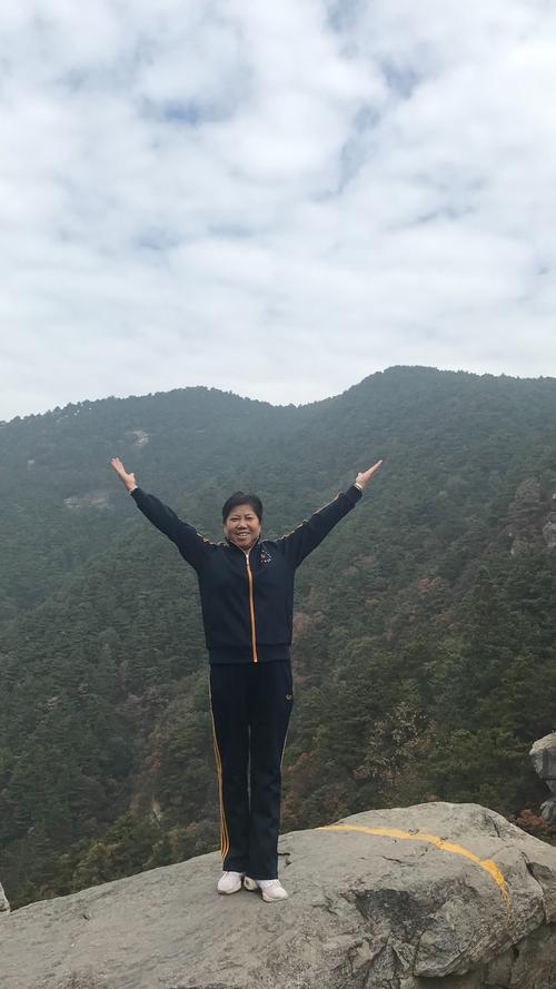 为什么山顶反而温度低?庐山今天气压多少-图3 为什么山顶反而温度低?庐山今天气压多少-图3
