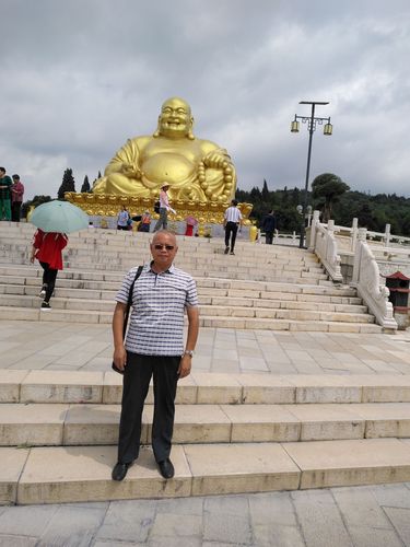 昆明到弥勒怎么玩最划算?弥勒租车大概多少一天-图1 昆明到弥勒怎么玩最划算?弥勒租车大概多少一天-图1