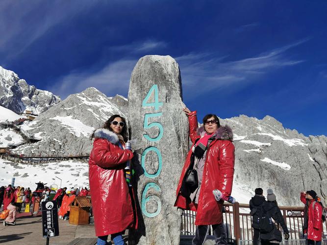 云南玉龙雪山海拔多少?玉林雪山海拔多少米-图1 云南玉龙雪山海拔多少?玉林雪山海拔多少米-图1