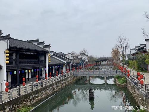 芜湖怎么转轻轨去鸠兹古镇?芜湖鸠兹风景区一圈多少公里-图1 芜湖怎么转轻轨去鸠兹古镇?芜湖鸠兹风景区一圈多少公里-图1