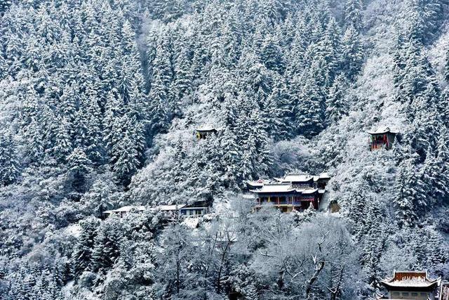 兰州最近的雪山?兴隆山明天气温多少度-图2 兰州最近的雪山?兴隆山明天气温多少度-图2