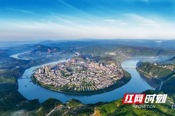 泸溪(白沙)去八什坪乡的乘车路线?白沙到泸溪有多少公里-图1 泸溪(白沙)去八什坪乡的乘车路线?白沙到泸溪有多少公里-图1