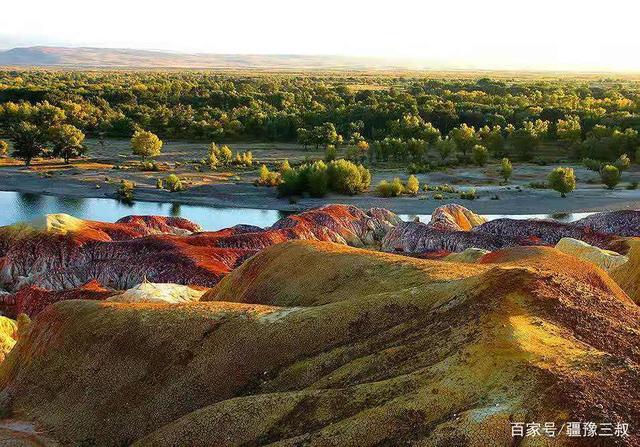 哪个季节去新疆旅游最好?新疆五彩湾现在气温多少度-图1 哪个季节去新疆旅游最好?新疆五彩湾现在气温多少度-图1