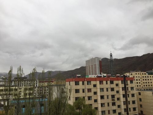 黄南藏族自治州海拔高度是多少?同仁县城区海拔多少米-图3 黄南藏族自治州海拔高度是多少?同仁县城区海拔多少米-图3