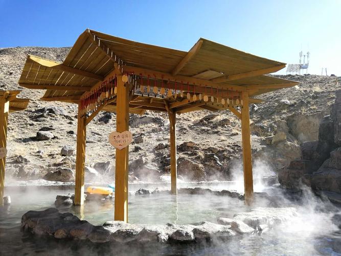 雅拉雪山温泉海拔高度?十万大山温泉温度多少度-图1 雅拉雪山温泉海拔高度?十万大山温泉温度多少度-图1
