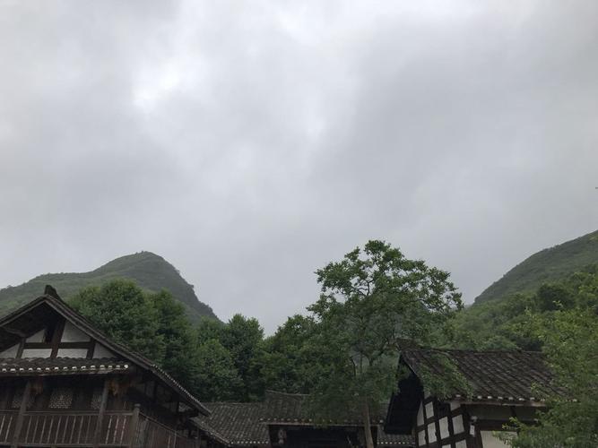 遵义定居的优缺点?遵义县夏天最高温度多少度-图3 遵义定居的优缺点?遵义县夏天最高温度多少度-图3