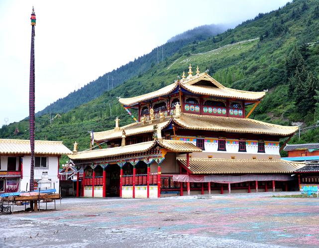 牟尼沟海拔高还是川主寺海拔高?松潘川主寺邮政编码是多少-图1 牟尼沟海拔高还是川主寺海拔高?松潘川主寺邮政编码是多少-图1