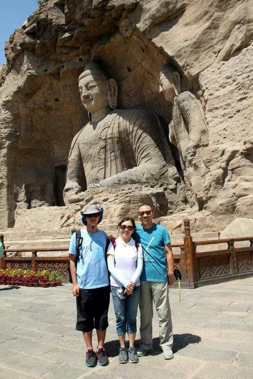 云冈石窟可以穿短裤去吗?云冈石窟气温多少度-图3 云冈石窟可以穿短裤去吗?云冈石窟气温多少度-图3