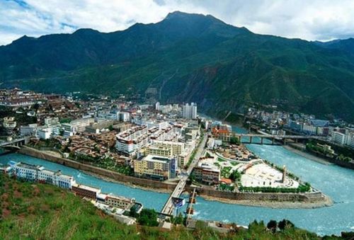 西藏昌都地区算高海拔地区吗?高原反应强烈不?昌都的海拔有多少-图3 西藏昌都地区算高海拔地区吗?高原反应强烈不?昌都的海拔有多少-图3