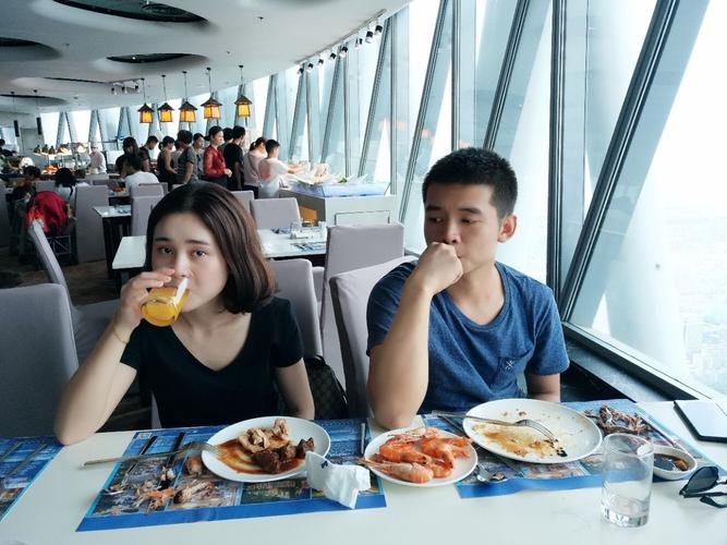 广州塔餐厅哪个好?广州塔包餐厅多少钱一个月-图2 广州塔餐厅哪个好?广州塔包餐厅多少钱一个月-图2