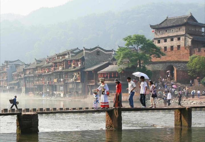 凤凰古城哪里好玩?宜宾市横江古镇门票多少-图2 凤凰古城哪里好玩?宜宾市横江古镇门票多少-图2
