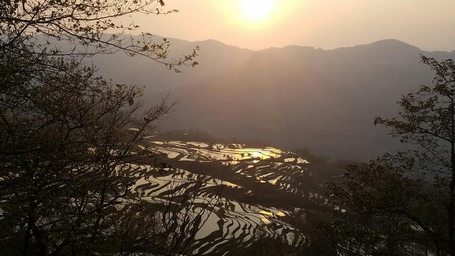 夏天云南省红河州的一般温度?元阳多少温度-图2 夏天云南省红河州的一般温度?元阳多少温度-图2