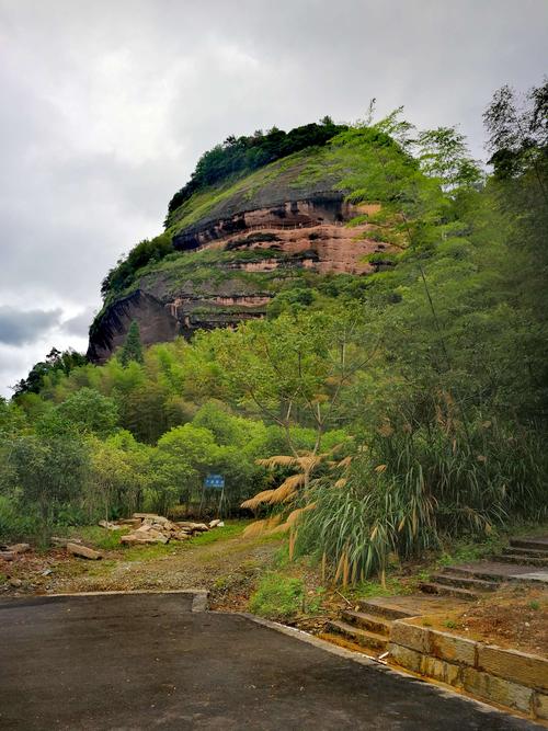 福建最高山脉排名?泰宁具到大龙乡多少公里-图2 福建最高山脉排名?泰宁具到大龙乡多少公里-图2