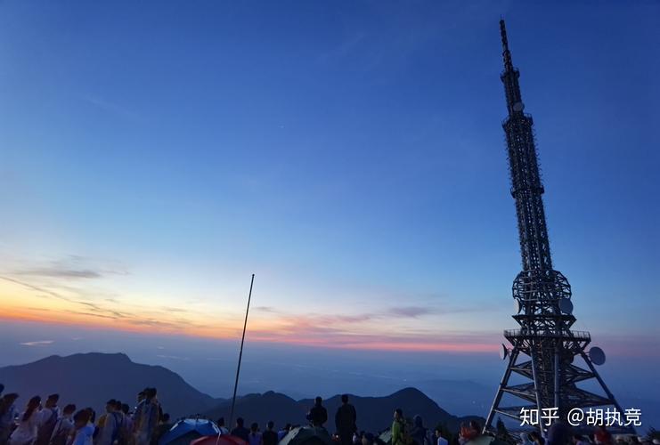 衡山山顶温度?衡山上的温度比山下低多少度-图2 衡山山顶温度?衡山上的温度比山下低多少度-图2