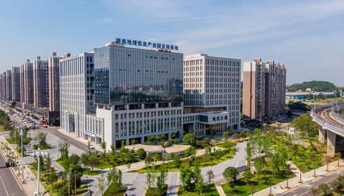 湖南地理信息产业园有哪些企业?湖南有多少个市级气象局-图1 湖南地理信息产业园有哪些企业?湖南有多少个市级气象局-图1