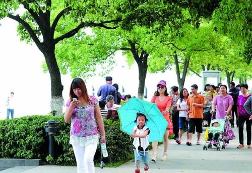 苏州几月份穿短袖?苏州多少度穿长袖-图3 苏州几月份穿短袖?苏州多少度穿长袖-图3