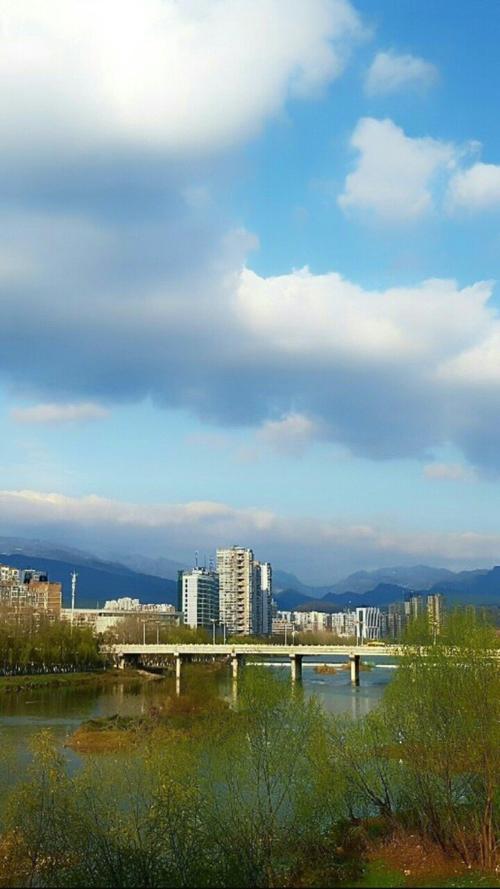 广元夏天属于炎热还是干热?四川广元夏天最高温度是多少-图1 广元夏天属于炎热还是干热?四川广元夏天最高温度是多少-图1