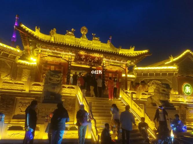五台山住宿一晚上多少钱?五台山晚上多少度-图3 五台山住宿一晚上多少钱?五台山晚上多少度-图3
