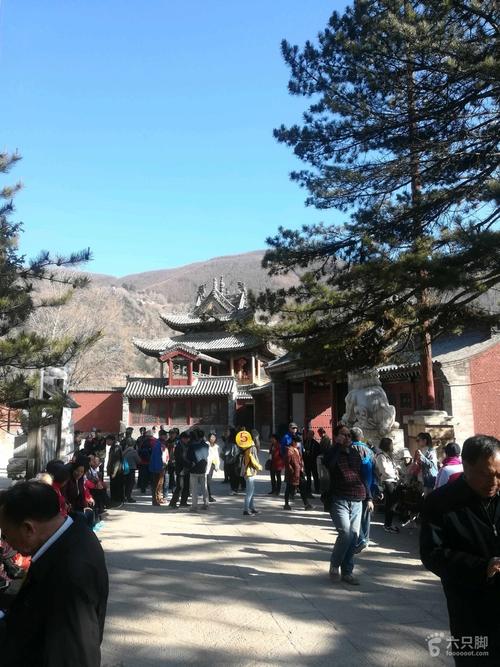 五台山上下午最冷多少度?五台山温度现在多少度-图1 五台山上下午最冷多少度?五台山温度现在多少度-图1