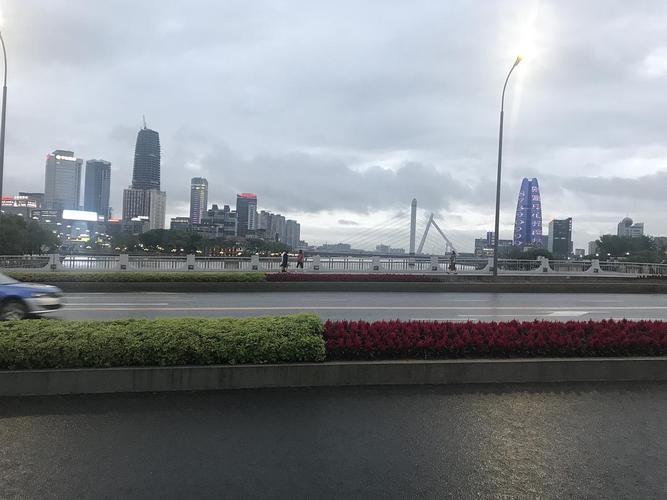 一年有多少天在下雨?广州一年有多少天下雨-图1 一年有多少天在下雨?广州一年有多少天下雨-图1