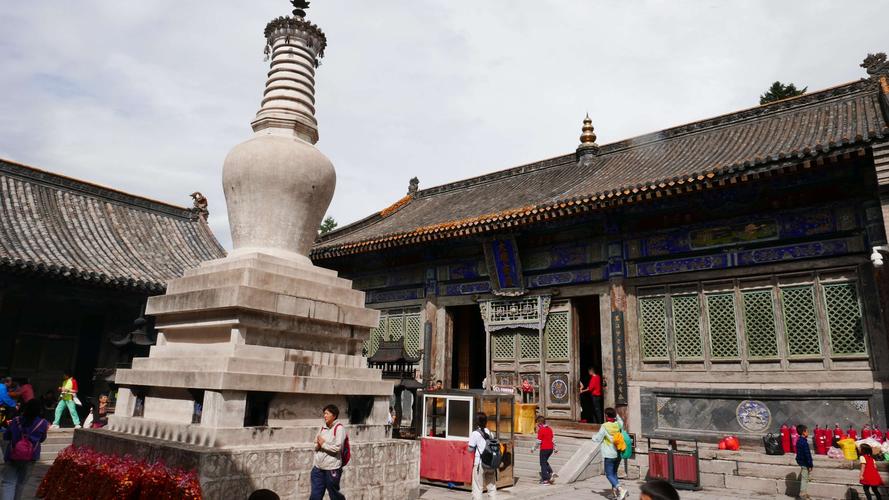 山西五台山南山寺对联?五台山明天多少度-图2 山西五台山南山寺对联?五台山明天多少度-图2