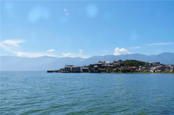 云南洱海夏天热吗?洱海2月10日温度是多少-图1 云南洱海夏天热吗?洱海2月10日温度是多少-图1
