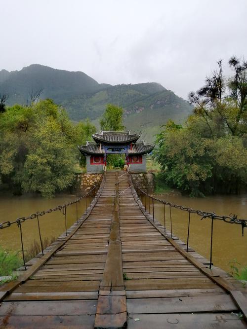 云南旅游必去十大景点?盐源县到桂林要多少钱-图1 云南旅游必去十大景点?盐源县到桂林要多少钱-图1